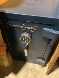 This is the image description Safe Lockout Service